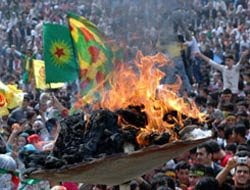 O νομάρχης Σμύρνης ακύρωσε την άδεια και ανέβαλε το συλλαλητήριο των Κούρδων