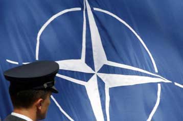 Δύο Ρώσους διπλωμάτες απέλασε το ΝΑΤΟ μετά την αποκάλυψη σκανδάλου κατασκοπείας