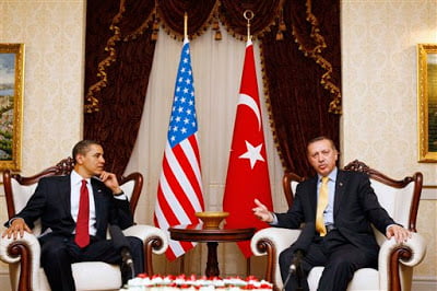 Το μισό ΝΑΤΟ δίνει στην Τουρκία ο Ομπάμα (και την συγχαίρει για το 1922)