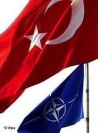Υπεραμύνεται ο Γκιούλ των τουρκικών ενστάσεων για τον νέο γγ του ΝΑΤΟ