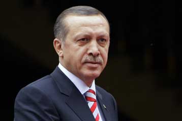 «Χάσιμο χρόνου» η αναθεώρηση του Συντάγματος λέει ο Ερντογάν