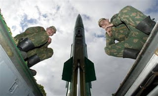 Τρεις στρατιωτικούς δορυφόρους εκτόξευσε η Ρωσία
