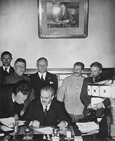 Σύμφωνο Μολότοφ- Ρίμπεντροπ της 23ης Αυγούστου 1939