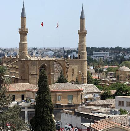 Κυπριακό – Θρησκευτικά τάγματα – Τζαμιά