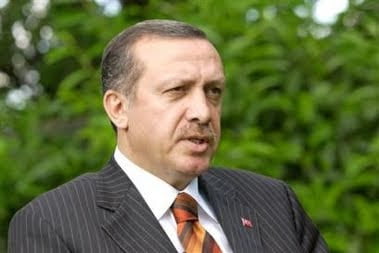 «Χαμηλή διπλωματία» σε υψηλό επίπεδο προτείνει η Αγκυρα