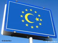 Δέκα χρόνια υποψήφια υπό ένταξη χώρα στην ΕΕ η Τουρκία