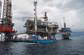 Πετρέλαιο έξω από τρία ελληνικά νησιά ψάχνει η Τουρκία – Το “καυτό” κοίτασμα του Μπάμπουρα