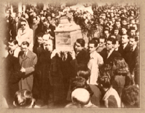 27 Φεβρουαρίου 1943. Η κηδεία του Κωστή Παλαμά.Σ’ αυτό το φέρετρο ακουμπά η Ελλάδα!