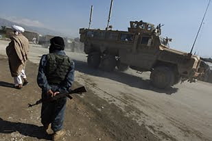 Επίθεση κατά αεροπορικής βάσης στο Αφγανιστάν εξαπέλυσαν οι Ταλιμπάν