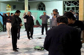 Αιματηρή έκρηξη σε τέμενος στο Ιράν