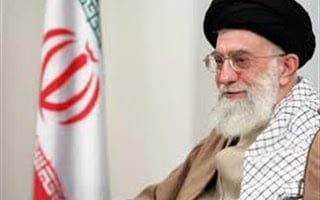 Άρση κυρώσεων από τις ΗΠΑ στο Ιράν ζητά ο αγιατολάχ Χαμενέι