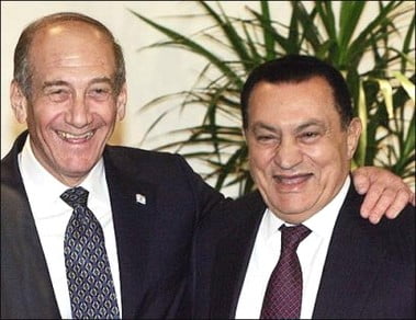 Χααρέτζ: Το Ισραήλ πιέζει ΗΠΑ και Ευρώπη να στηρίξουν τον Μουμπάρακ