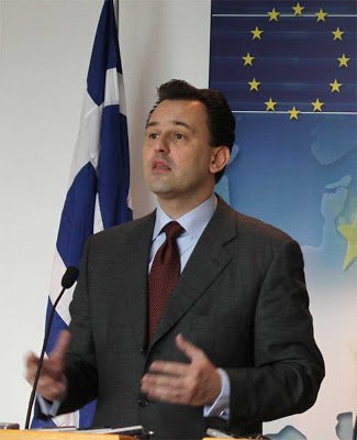 Δ. Δρούτσας: Αποκλείει τώρα έγερση θέματος Αποκλειστικής Οικονομικής Ζώνης