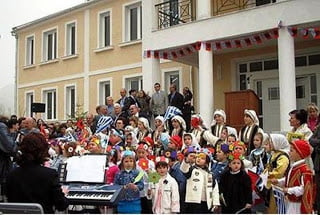 ΔΙΑΒΕΒΑΙΩΣΗ ΥΠ. ΕΞΩΤΕΡΙΚΩΝ: Θα λειτουργήσουν τα ελληνικά σχολεία σε Κορυτσά και Χειμάρρα