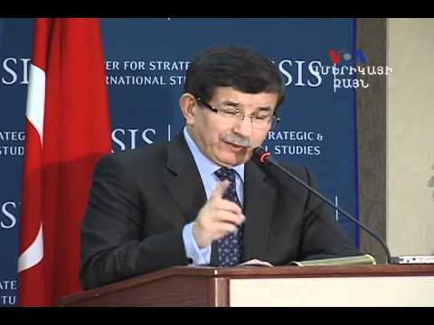 Ο Νταβούτογλου στο  Center for Strategic and International Studies in Washington DC, February 10, 2012.