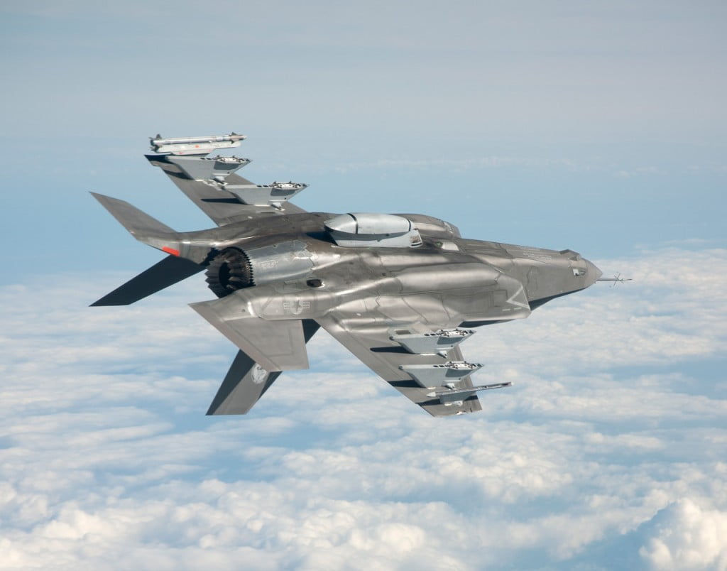 Κινδυνεύει το μαχητικό F-35 στην Ιταλία της κρίσης;