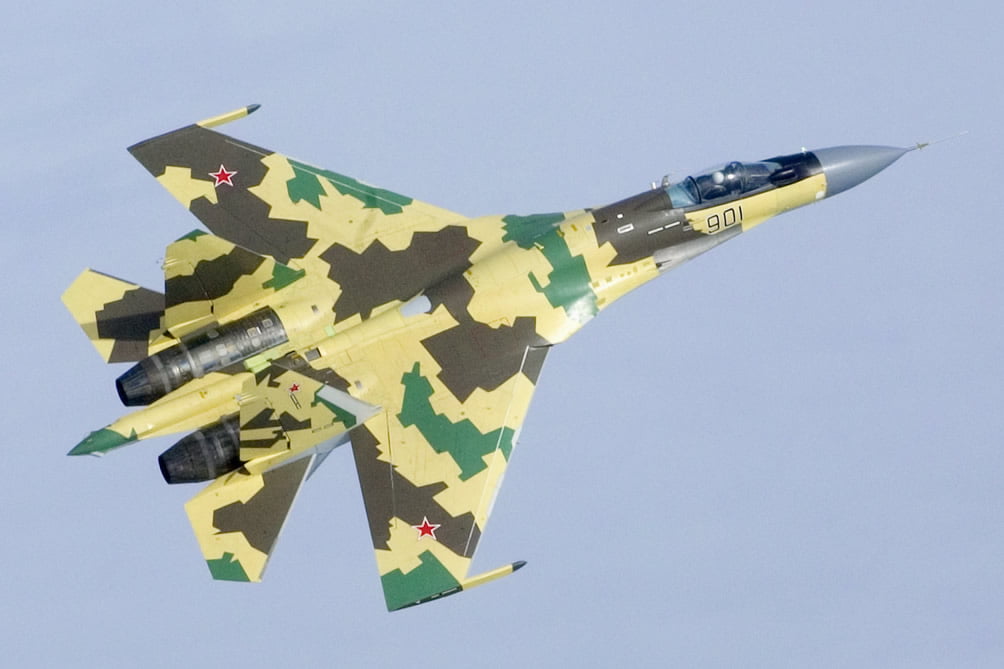 Η Κίνα παίρνει  Su-35, γενιάς 4++ από τη Ρωσία! Δείτε εκπληκτικό βίντεο!!!