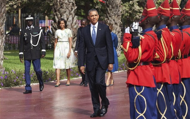 Πολυήμερη επίσκεψη Mπαράκ Ομπάμα στην Αφρική – Πρώτος σταθμός η Σενεγάλη