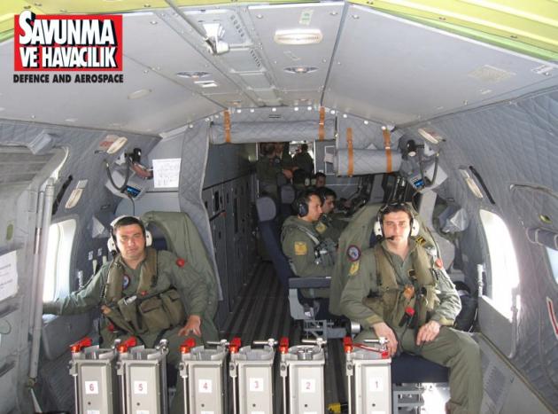 Τουρκικό αεροσκάφος ηλεκτρονικού πολέμου “σαρώνει” το Αιγαίο – Που το πάει η Άγκυρα;