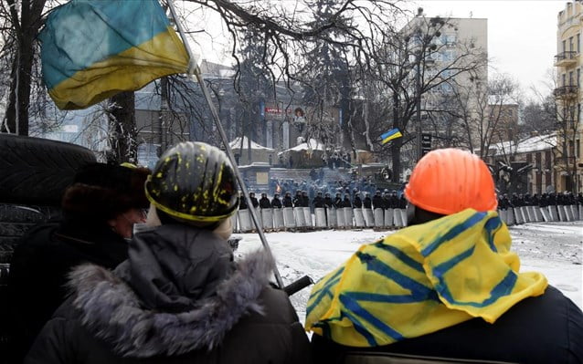 Ουκρανία: Επιμένει στις κινητοποιήσεις η αντιπολίτευση