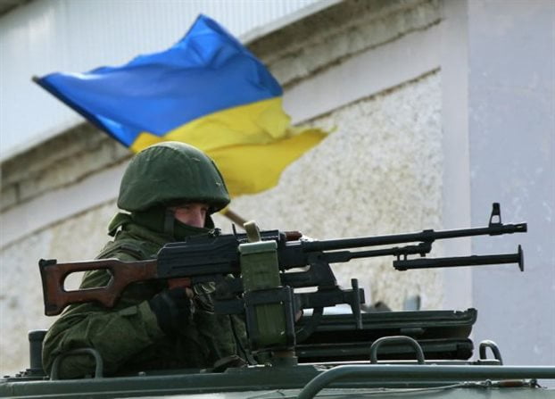 «Φούμαρα και υποκρισία» της Δύσης για την ουκρανική κρίση
