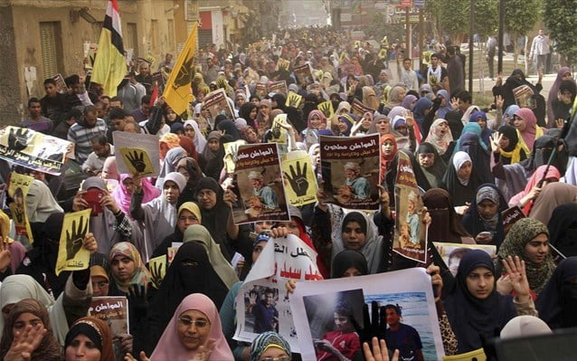 Αίγυπτος: Νεκροί και δεκάδες τραυματίες σε συγκρούσεις διαδηλωτών – αστυνομικών