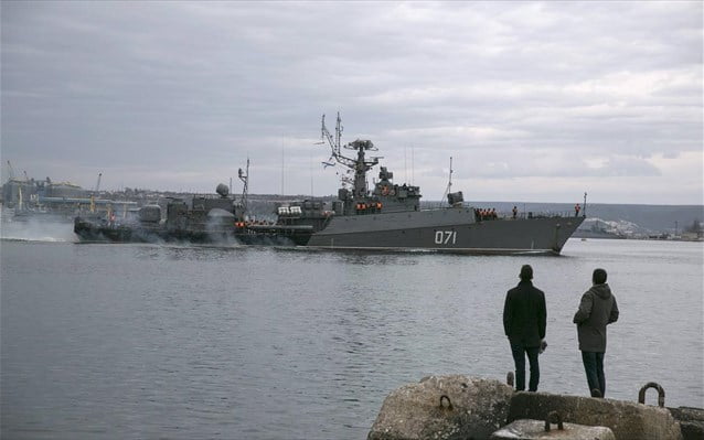 Αυξάνεται η ένταση στον Εύξεινο Πόντο: Κοντά σε αμερικανικό πολεμικό πλοίο πέταξε ρωσικό μαχητικό