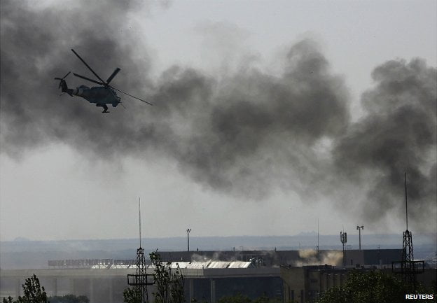 Ντονέτσκ: Αναφορές για 35 νεκρούς μετά την αεροπορική επιδρομή