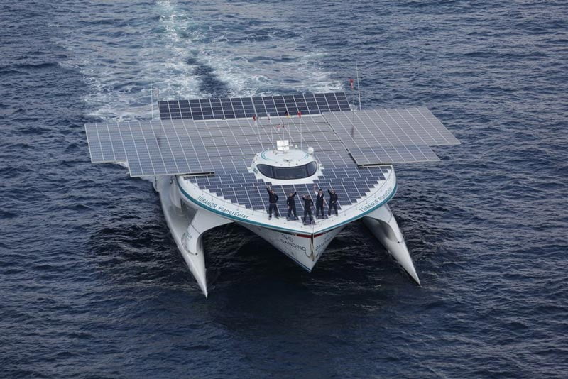 Στον Πειραιά το μεγαλύτερο ηλιακό Catamaran στον κόσμο
