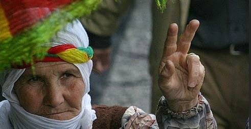 Κουρδιστάν: Τα Ισλαμικά Κόμματα δυσαρεστημένα με την Ισότητα των Φύλων