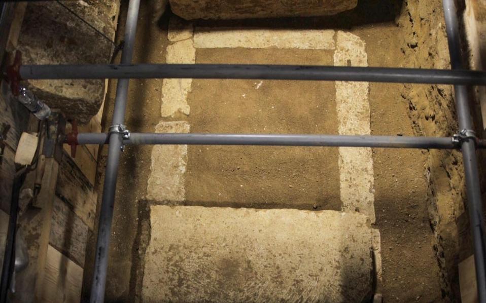 Κιβωτιόσχημος τάφος και σκελετός βρέθηκε στην Αμφίπολη