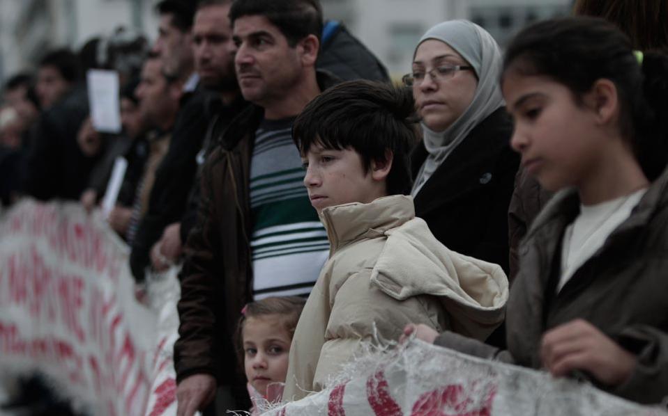 Υπ. Εσωτερικών: Θα χορηγηθεί πολιτικό άσυλο στους Σύρους πρόσφυγες