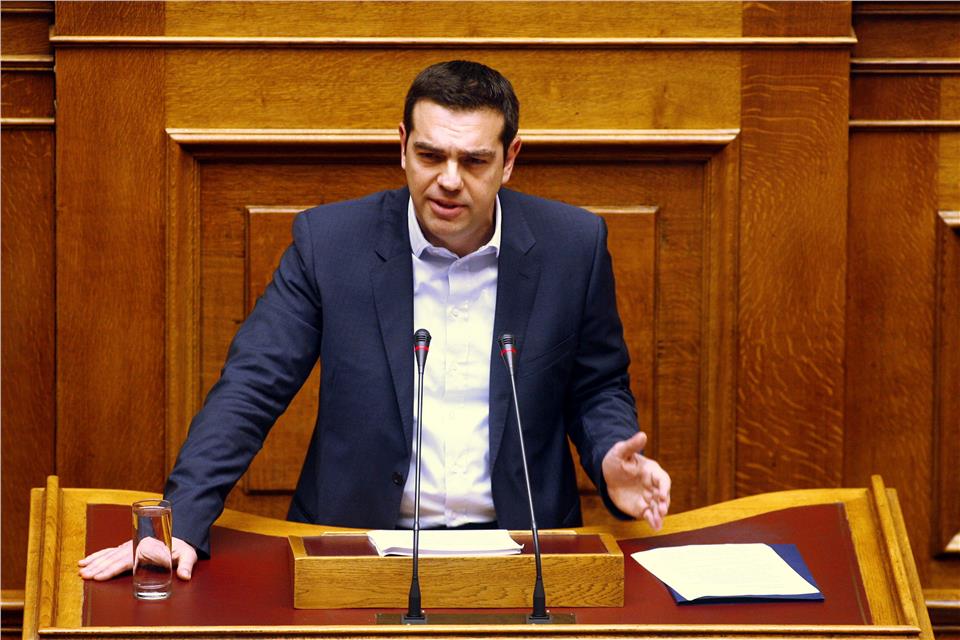 Οι αντιδράσεις της ΝΔ και του ΠΑΣΟΚ στις προγραμματικές Τσίπρα