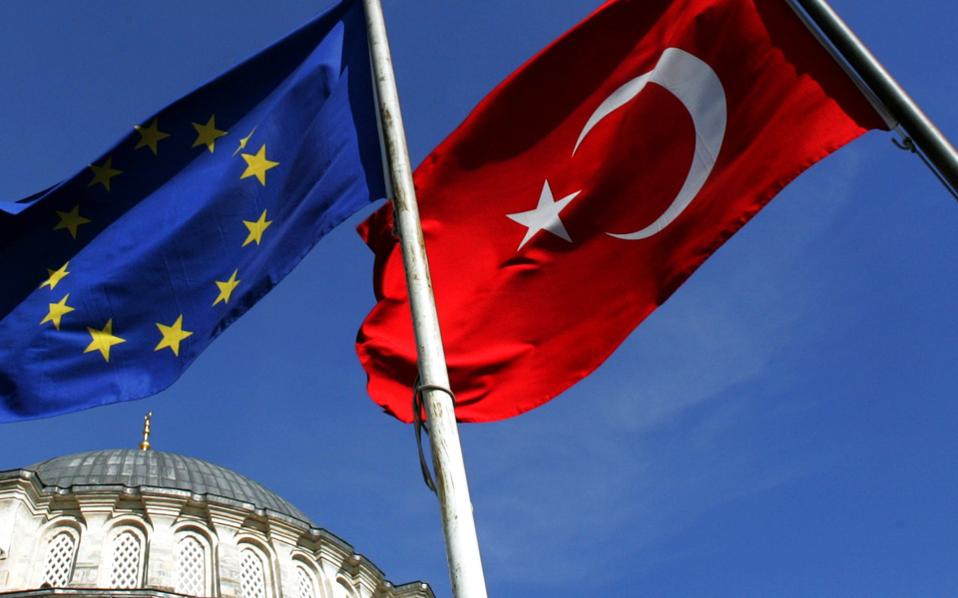 Προς την αναθεώρηση της τελωνειακής ένωσης με Τουρκία κινείται η Ε.Ε.