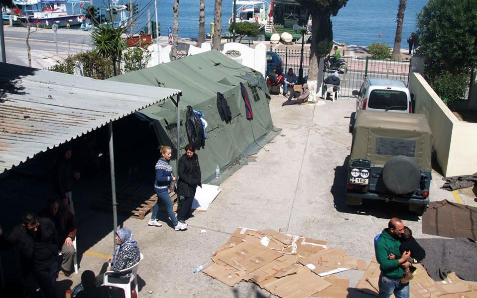 Εκρηκτική η κατάσταση στο Αιγαίο – Γέμισαν τα νησιά λαθρομετανάστες