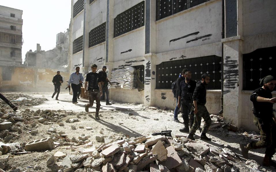 Συρία: Ισχυρή έκρηξη με 25 νεκρούς στις τάξεις του ΙΚ