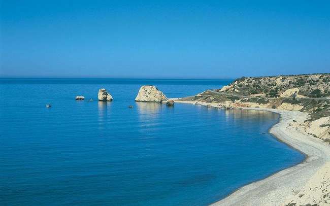 Η Κύπρος στην κορυφή με τα καθαρότερα ύδατα στις παραλίες