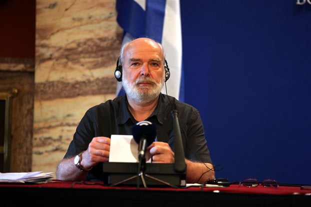 Ερίκ Τουσέν: «Υπό αμφισβήτηση η νομιμότητα του ελληνικού χρέους»