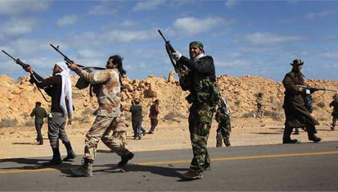 Λιβύη: Το Ισλαμικό Κράτος κατέλαβε τη Σύρτη και προελαύνει