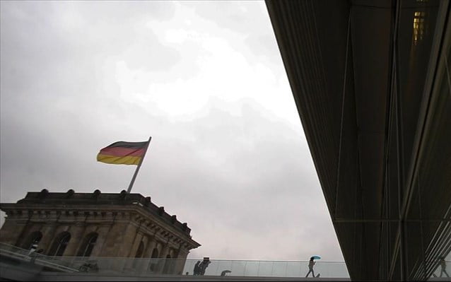 Reuters: Υπέρ της έναρξης συνομιλιών για ένα τρίτο πακέτο βοήθειας η πλειοψηφία των Γερμανών Χριστιανοδημοκρατών