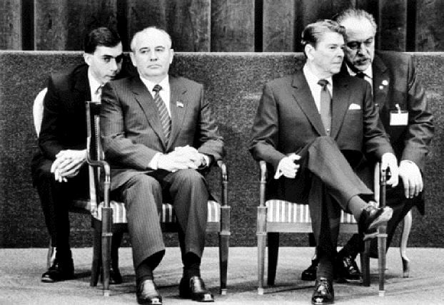 Η διάλυση της Σοβιετικής Ένωσης και ο ρόλος του Μ. Γκορμπατσόφ