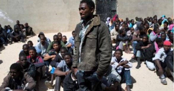 Ένα εκατομμύριο μετανάστες έτοιμοι να περάσουν από Λιβύη σε Ιταλία