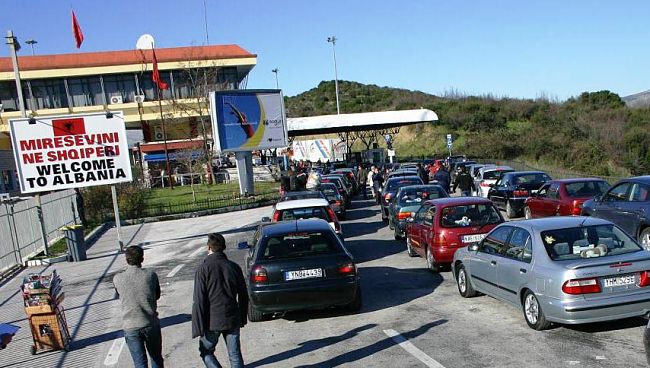 Ξεκίνησε η εφαρμογή της συνθήκης Σένγκεν στην Κακαβιά, διαμαρτύρονται οι Αλβανοί