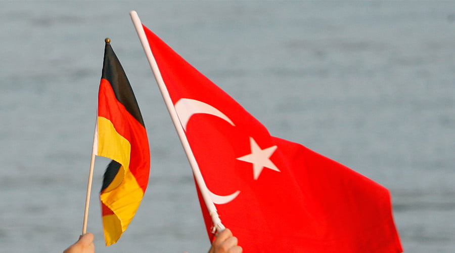 Αποκάλυψη – Ιμάμηδες από το μεγαλύτερο Ισλαμικό Δίκτυο της Τουρκίας στη Γερμανία έκαναν κατασκοπία