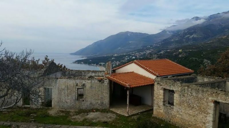Χιμάρα: Πρώην μέλη των δυνάμεων ασφαλείας της Αλβανίας πίσω από την καταπάτηση εκκλησιαστικής περιουσίας;