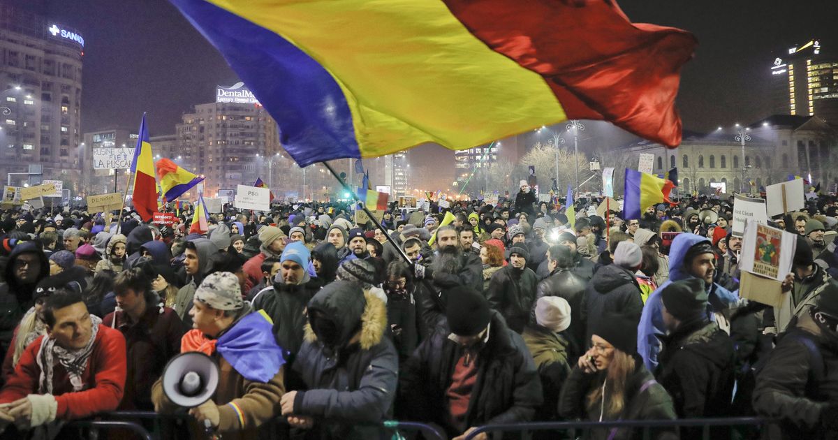 Μαζικές διαδηλώσεις: μα τι συμβαίνει στη Ρουμανία;
