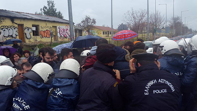 Ερώτηση βουλευτή για την δράση κομματικών εγκάθετων και κομισάριων στην Ελληνική Αστυνομία