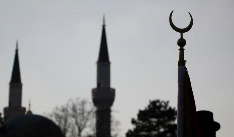 Τα τζαμιά, η κατασκοπεία και πώς ο Ερντογάν κάνει πολιτικό παιχνίδι στην Ευρώπη