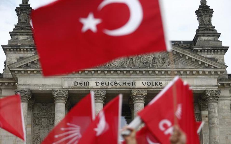 Για εξηγήσεις καλεί τον Γερμανό πρέσβη το τουρκικό ΥΠΕΞ