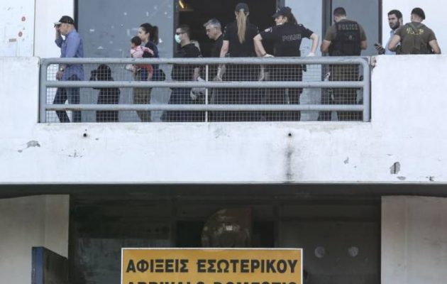 Μπαλάφας: Σε κατάλληλες δομές φιλοξενίας μεταφέρονται οι πρόσφυγες από το Ελληνικό